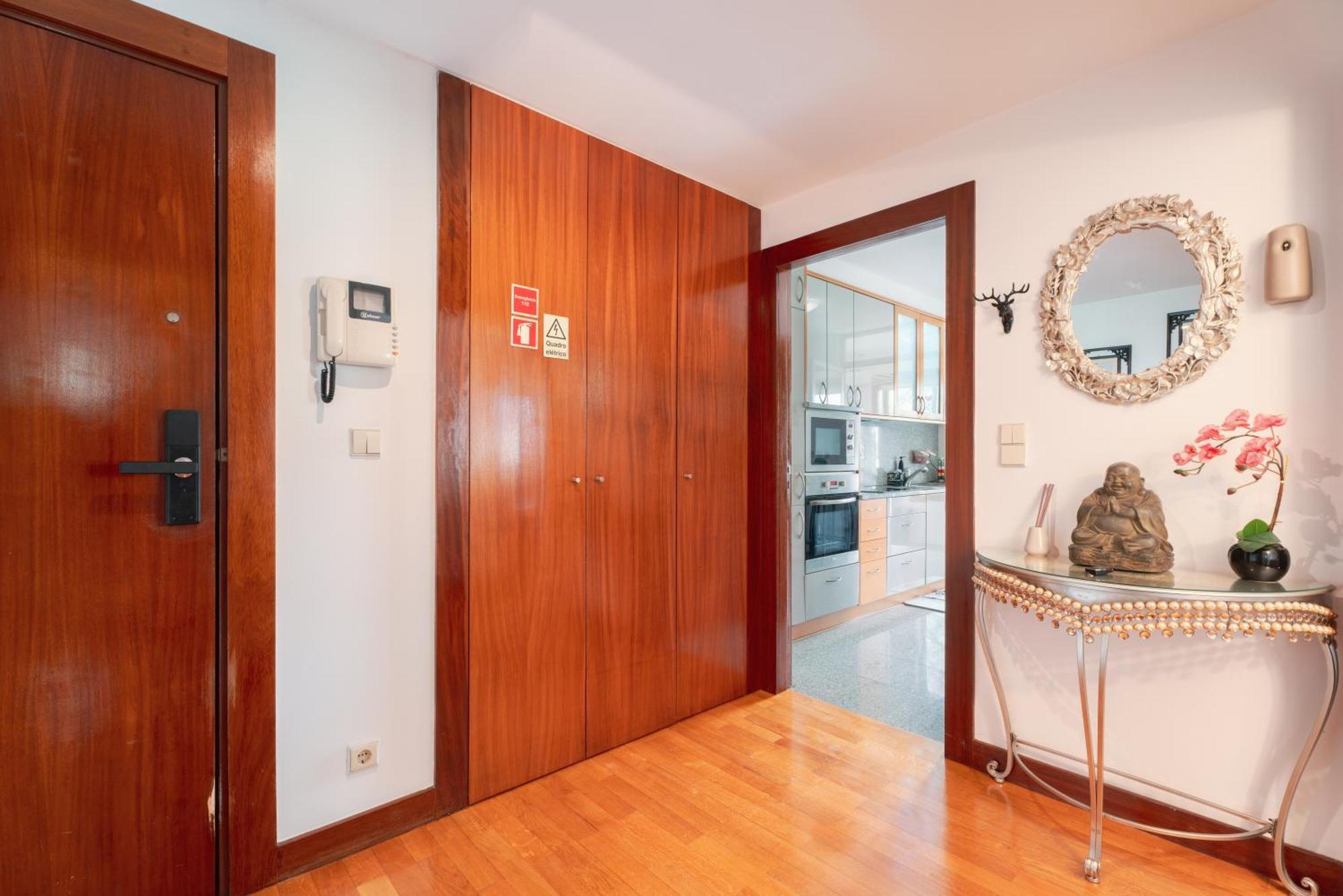 Apartment Qian Rio Douro 2Br Free Parking Porto Luaran gambar